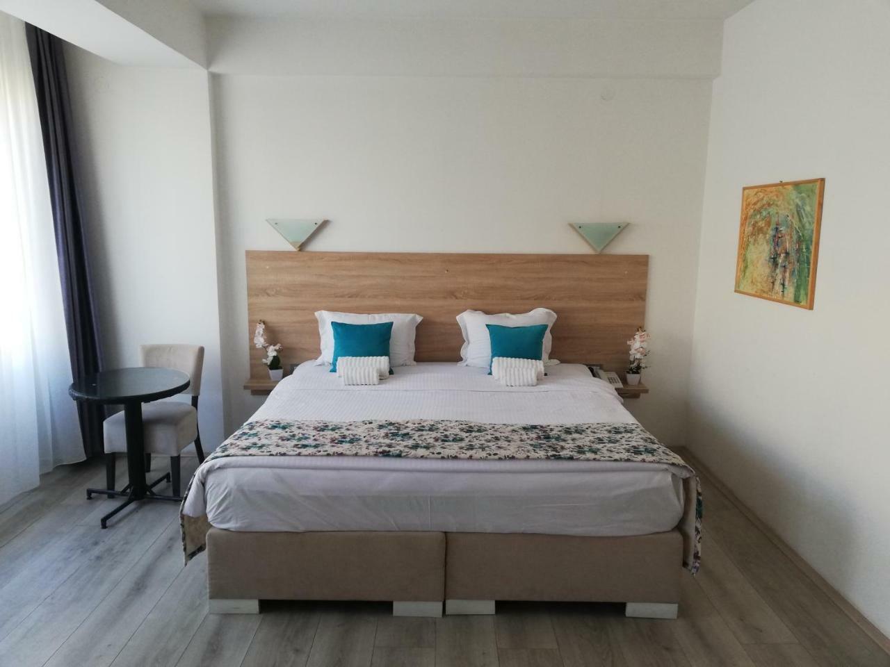 Atlas City Center Hotel Prilep Ngoại thất bức ảnh